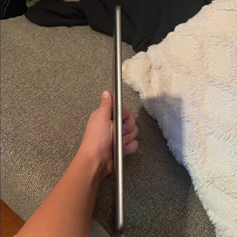 Apple iPad 9th generation (specs in desc)